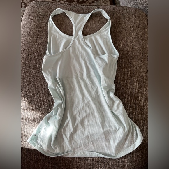 Fabletics workout top - Picture 2 of 7